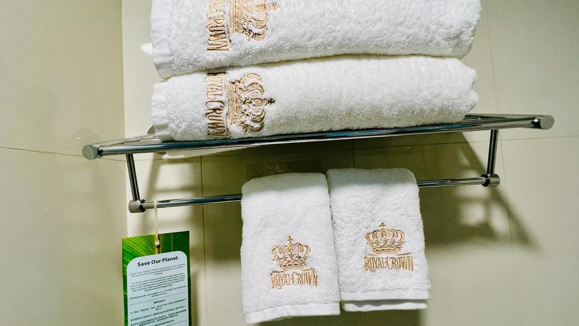 Ferienwohnung Royal Crown Scsp 689 Kk Cbd Near Imago Kota Kinabalu Ma­lay­sia